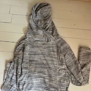 Lululemon hoodie size 6